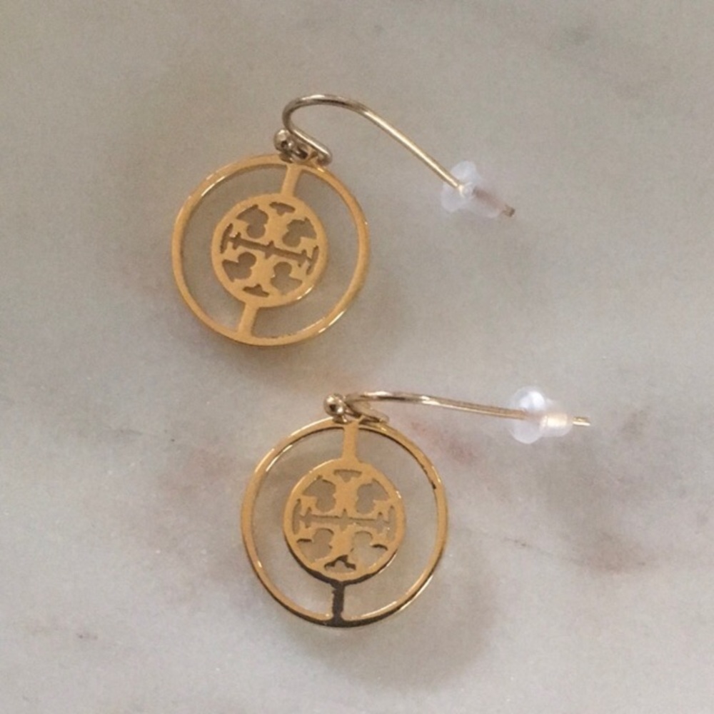 Like new Tory Burch logo drop earrings